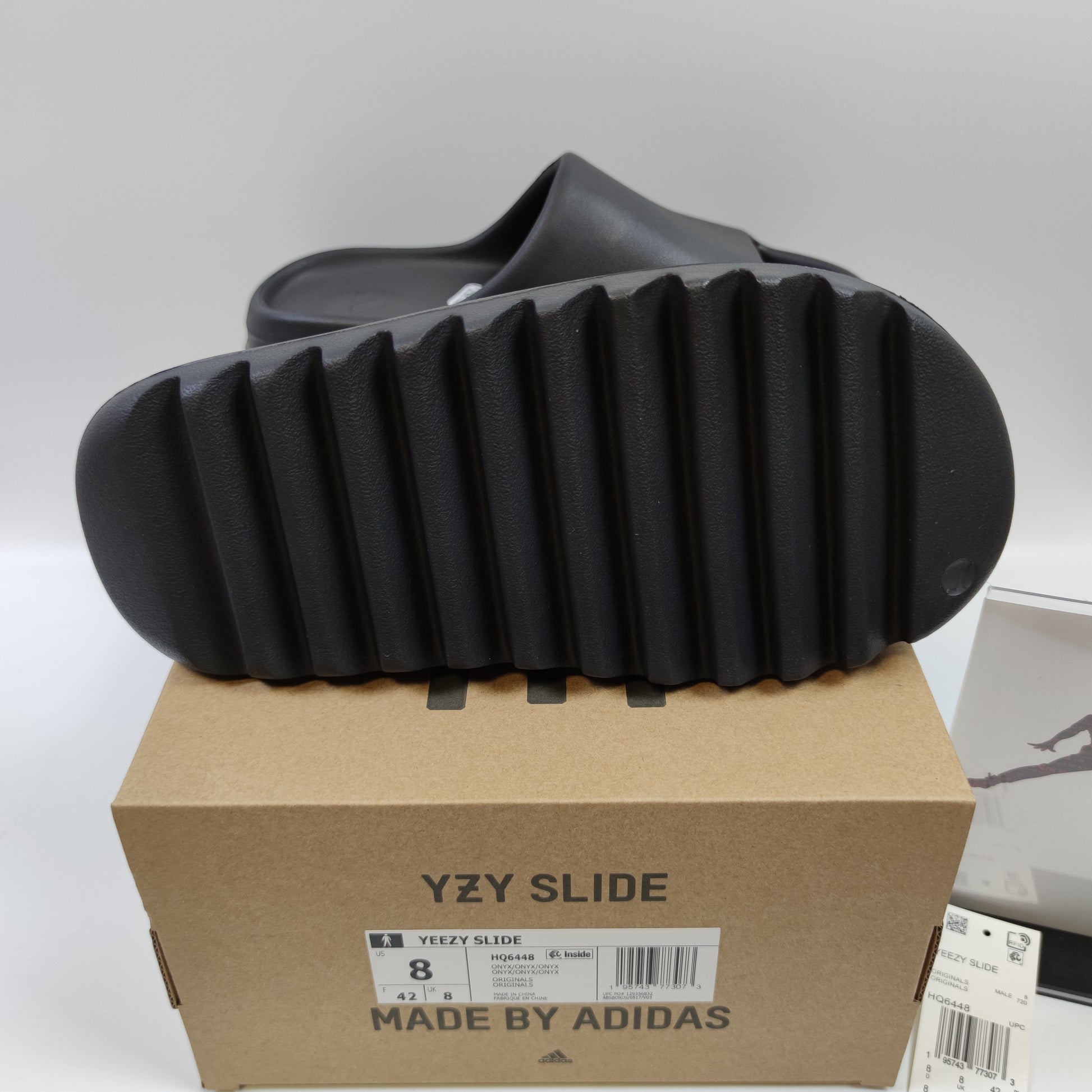 Adidas Originals Yeezy Slide "Onyx" HQ6448 - Nike x Jordan