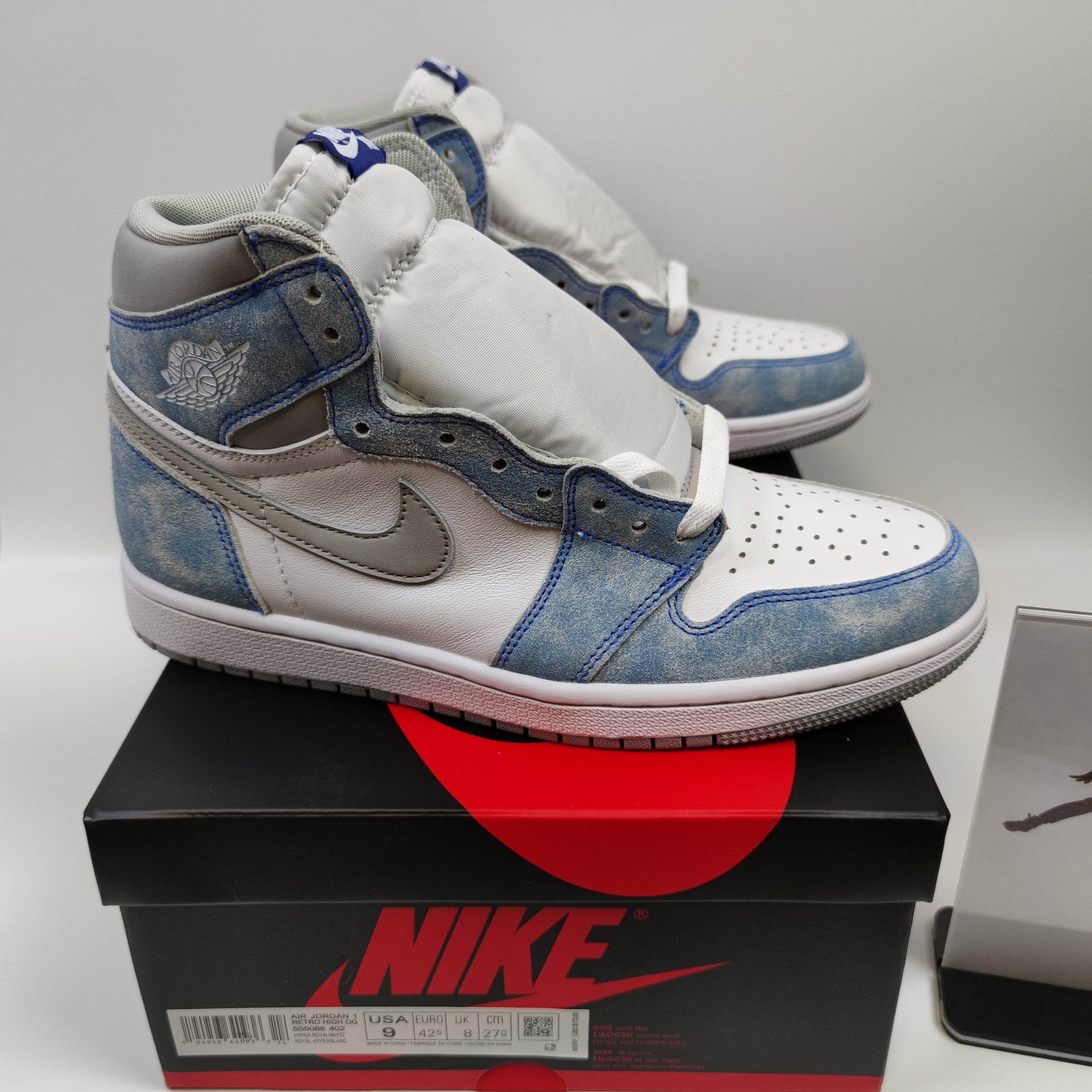 Air Jordan 1 High OG "Hyper Royal" 555088-402 - Nike x Jordan