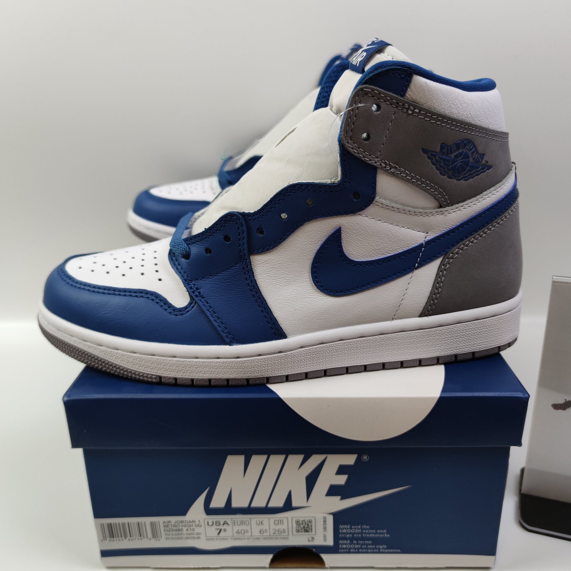 Air Jordan 1 High OG "True Blue" DZ5485-410 - Nike x Jordan