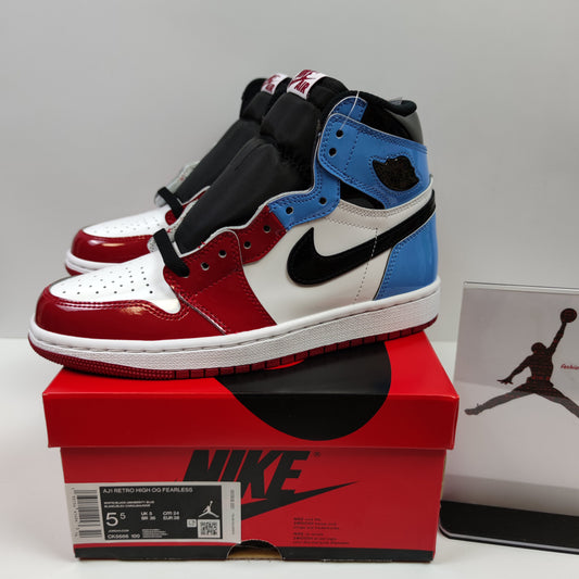 Air Jordan 1 Retro High OG Fearless UNC Chicago CK5666-100 - Nike x Jordan
