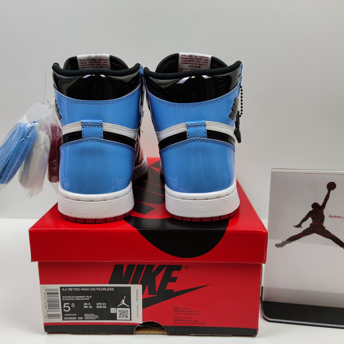 Air Jordan 1 Retro High OG Fearless UNC Chicago CK5666-100 - Nike x Jordan