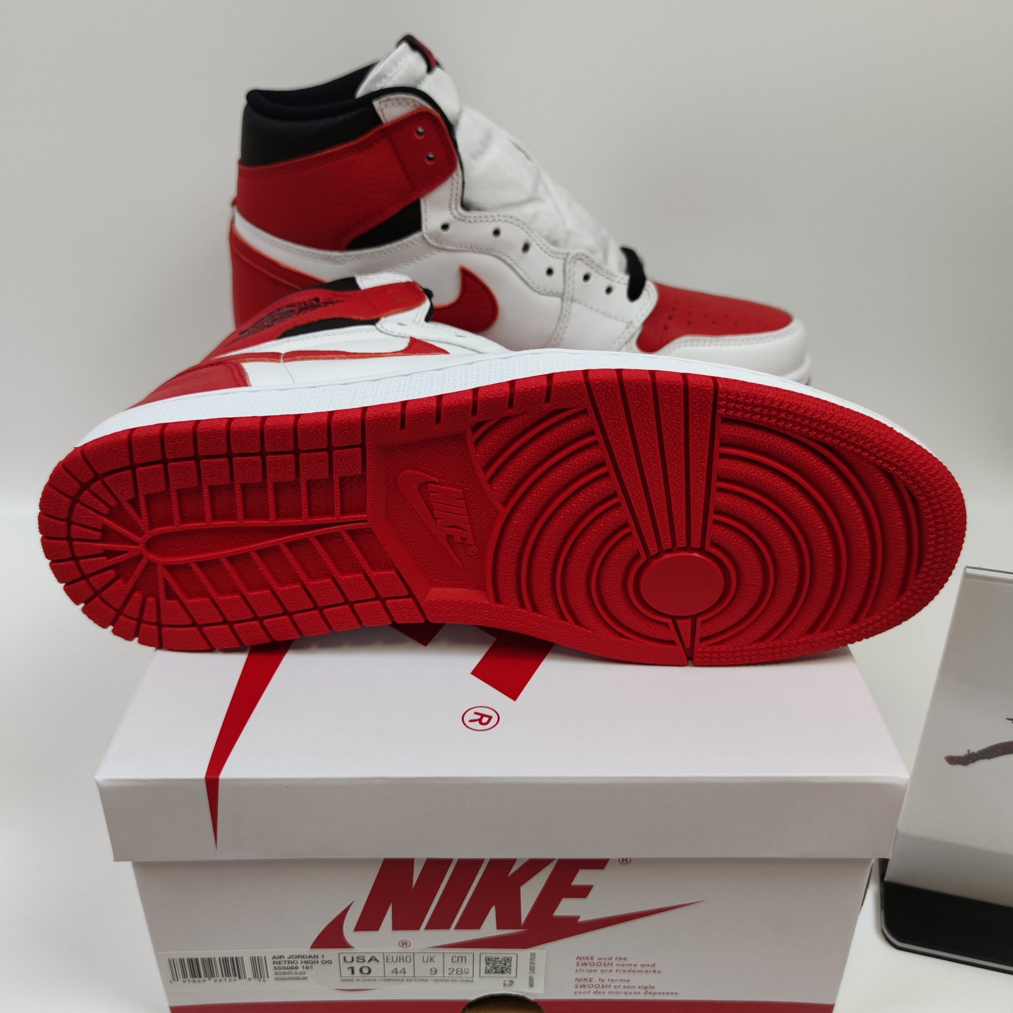 Air Jordan 1 Retro High OG "Heritage" 555088-161 - Nike x Jordan