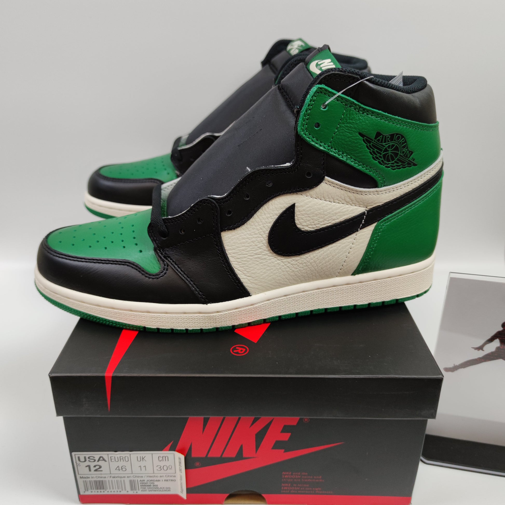 Air Jordan 1 Retro High Pine Green 555088-302 - Nike x Jordan