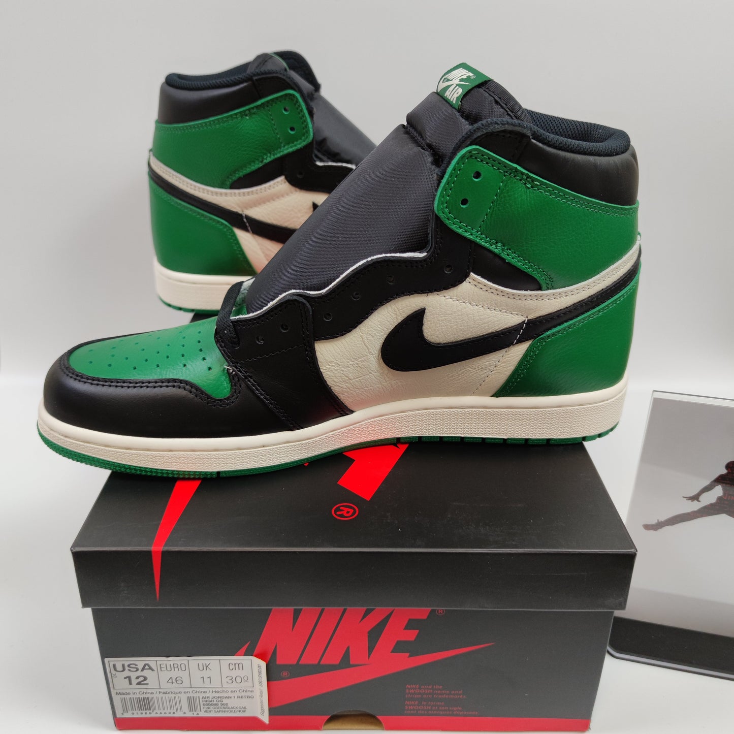 Air Jordan 1 Retro High Pine Green 555088-302 - Nike x Jordan