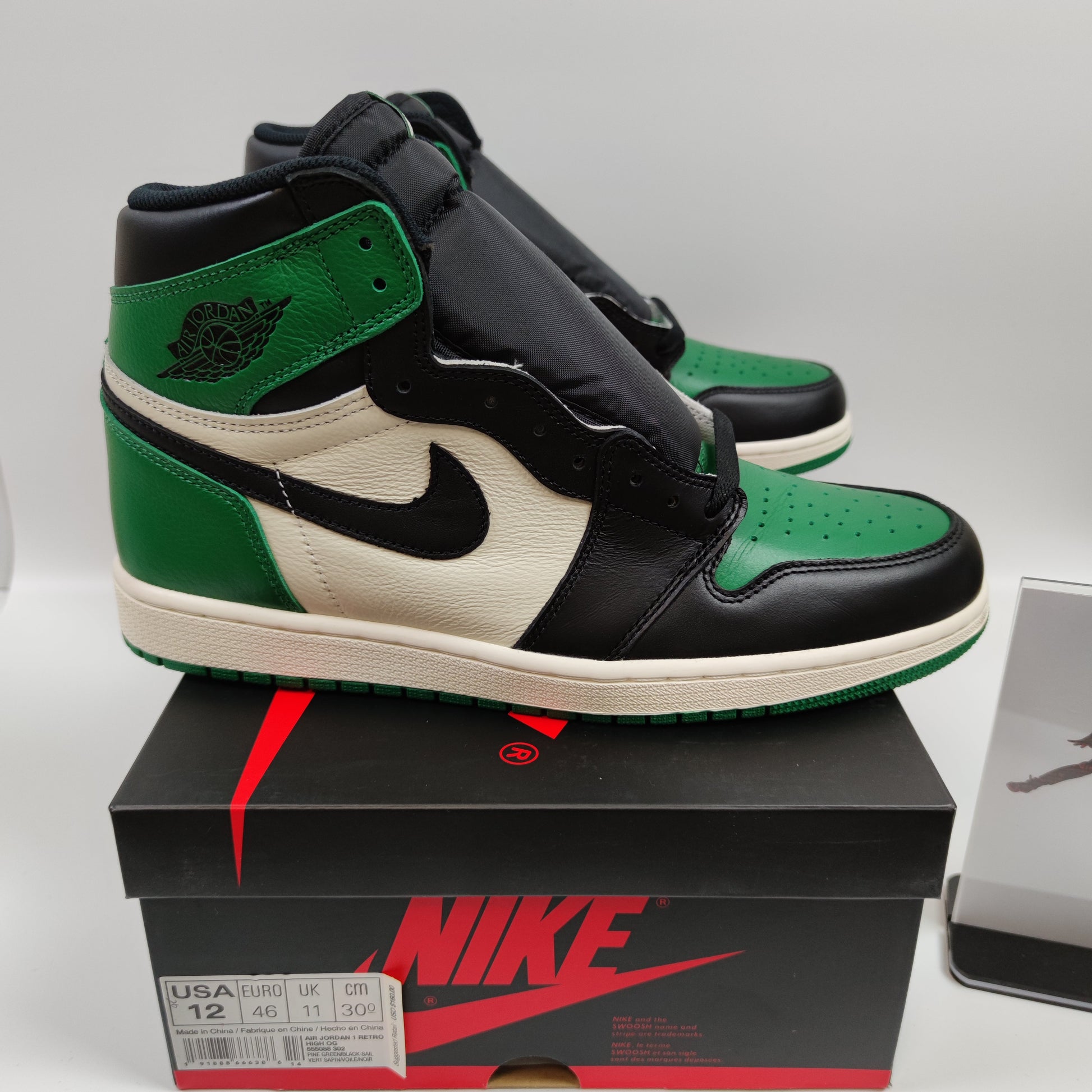 Air Jordan 1 Retro High Pine Green 555088-302 - Nike x Jordan
