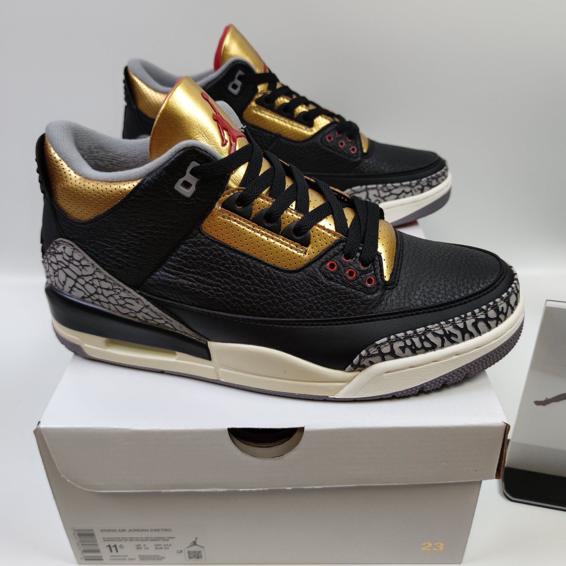 Air Jordan 3 Retro "Black Gold" CK9246-067 - Nike x Jordan