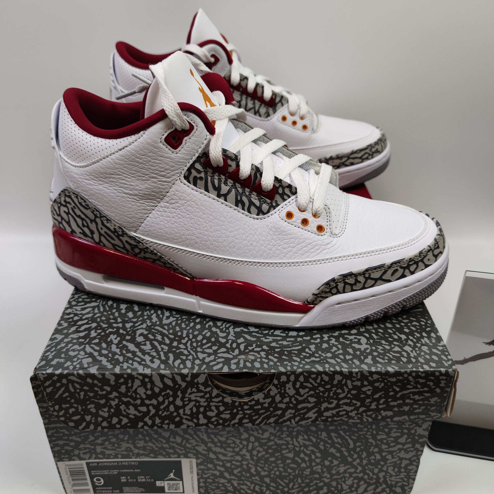 Air Jordan 3 Retro "Cardinal Red" CT8532-126 - Nike x Jordan