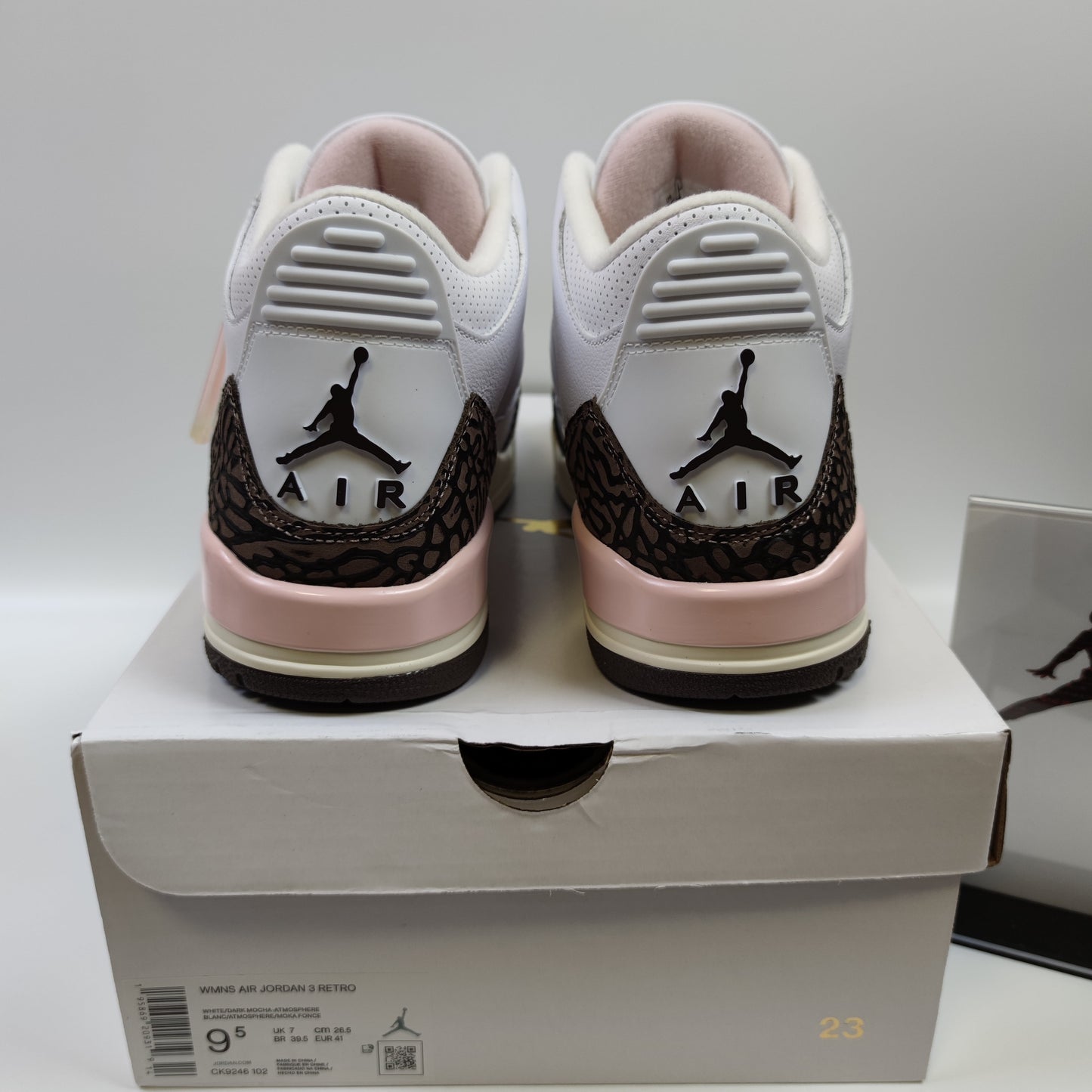 Air Jordan 3 Retro "Dark Mocha" CK9246-102 - Nike x Jordan