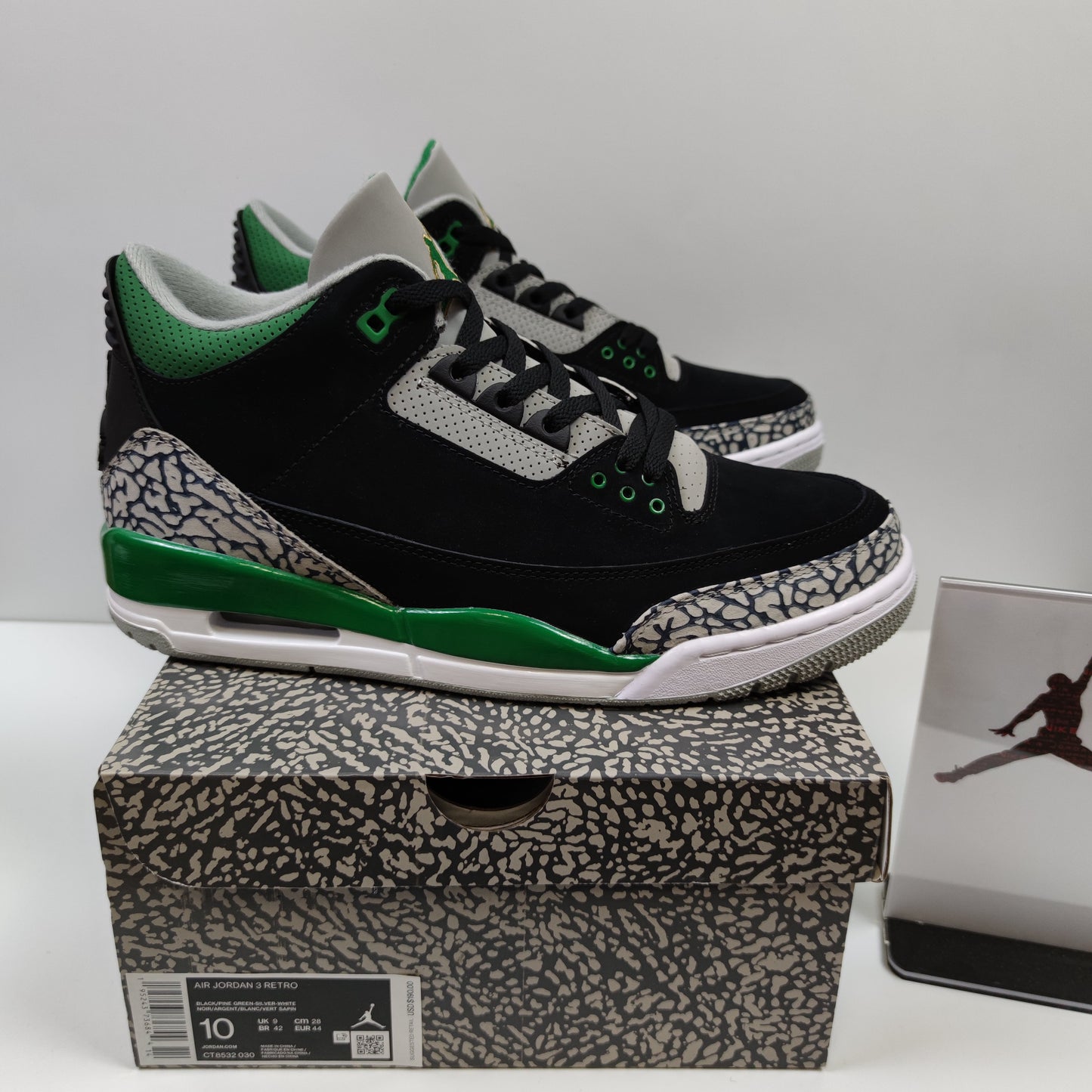 Air Jordan 3 Retro "Pine Green" CT8532-030 - Nike x Jordan