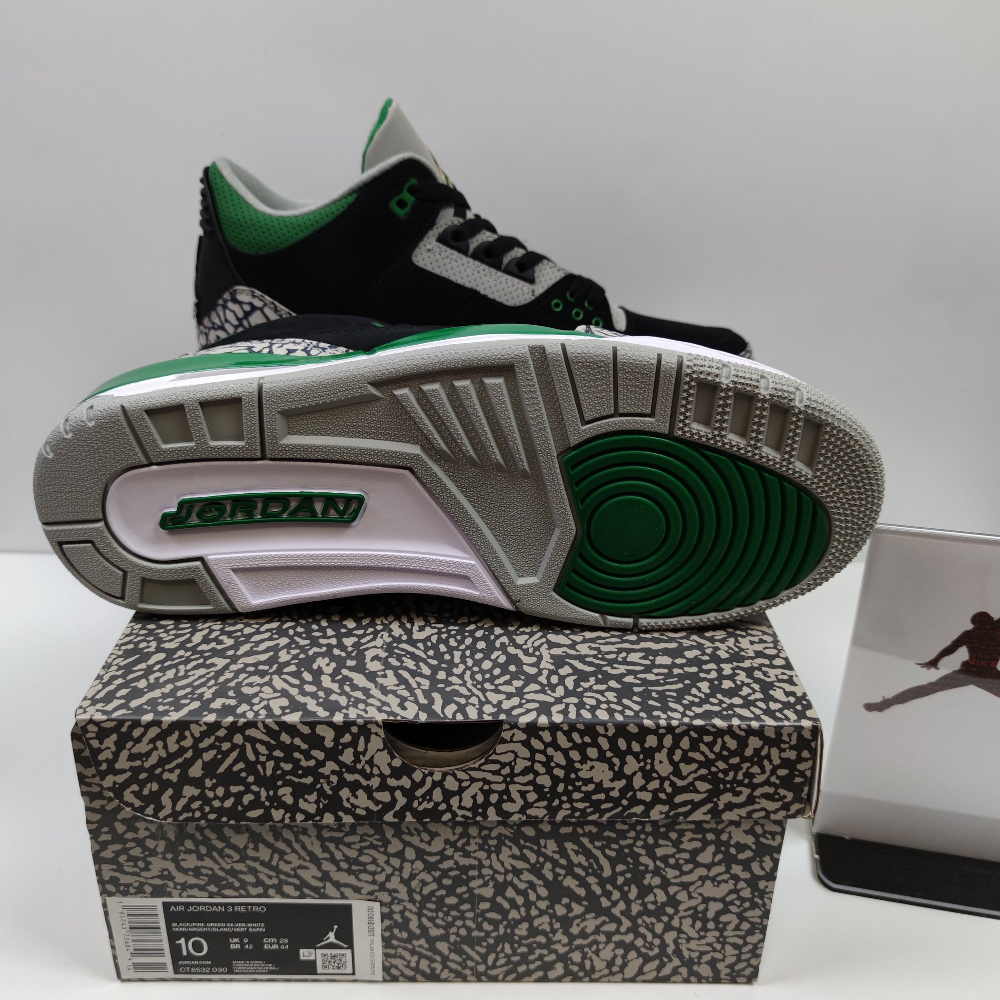 Air Jordan 3 Retro "Pine Green" CT8532-030 - Nike x Jordan