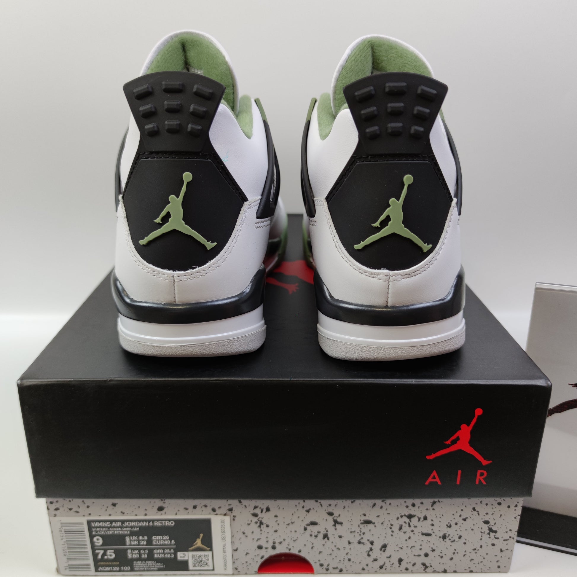 Air Jordan 4 "Oil Green" AQ9129-103 - Nike x Jordan