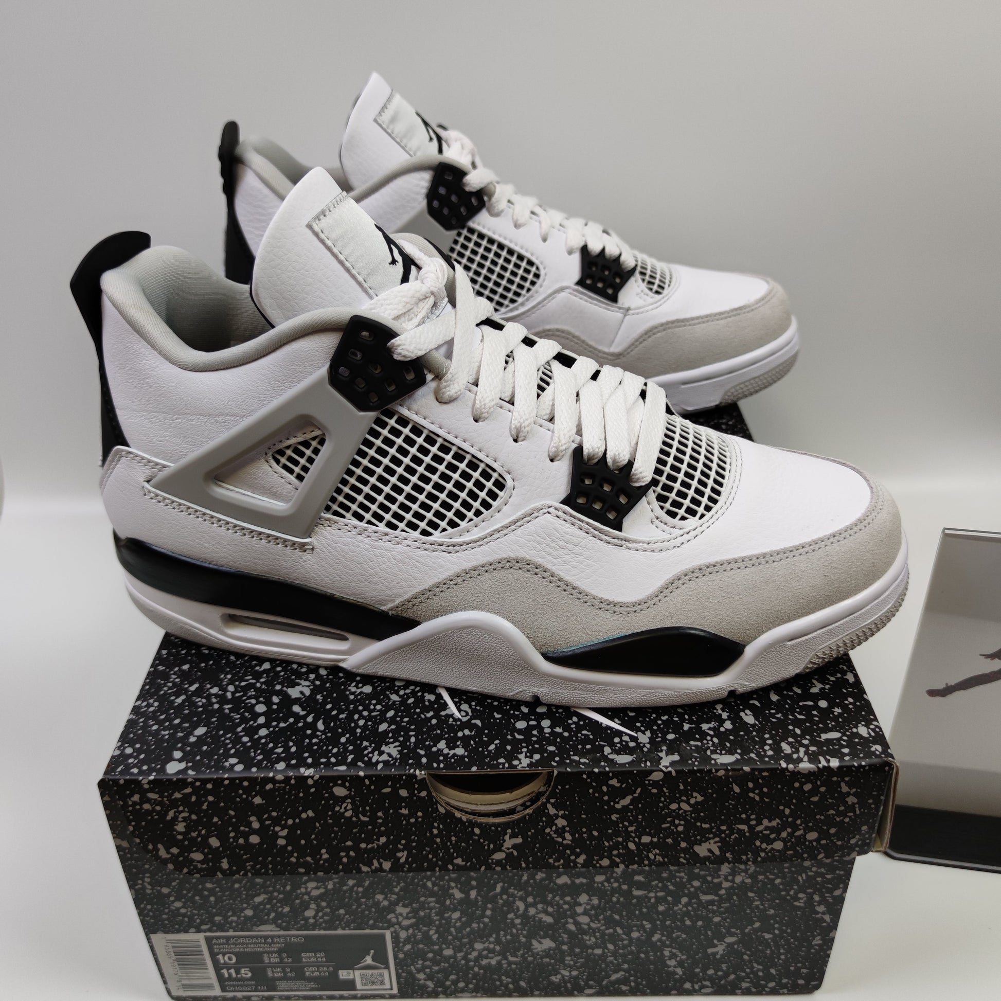 Air Jordan 4 Retro "Military Black" DH6927-111 - Nike x Jordan