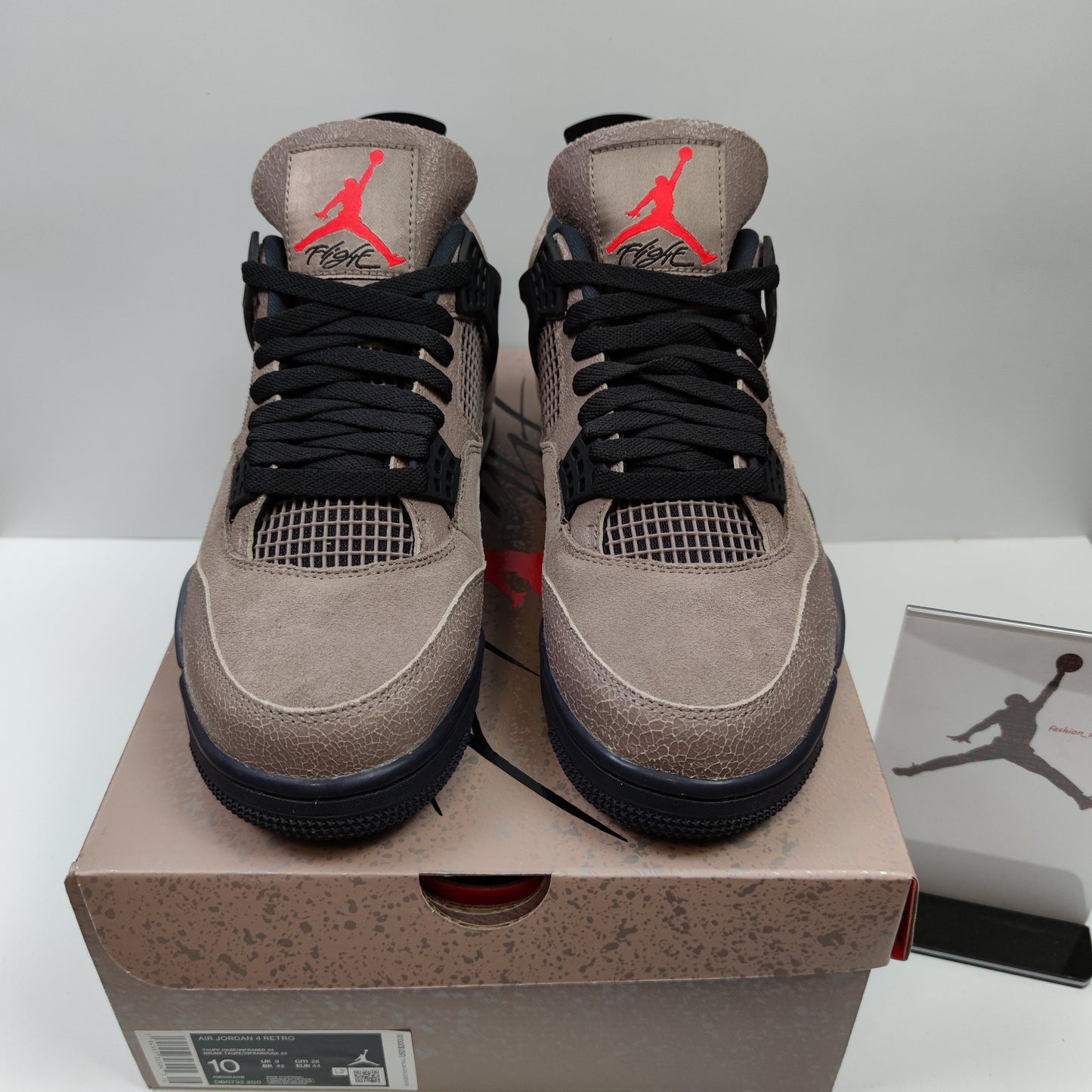 Air Jordan 4 Retro "Taupe Haze" DB0732-200 - Nike x Jordan