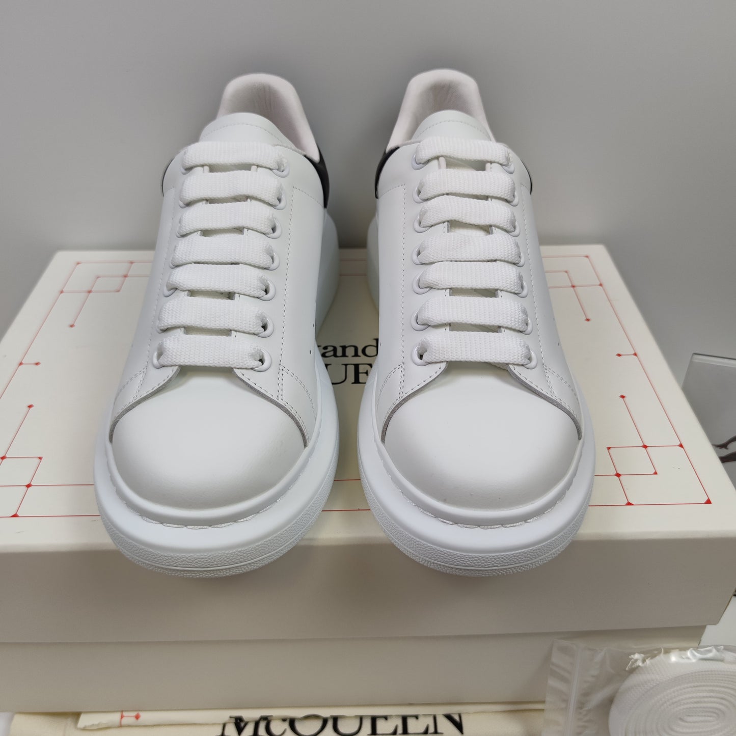 Alexander McQueen 553680WHGP59061 - Nike x Jordan