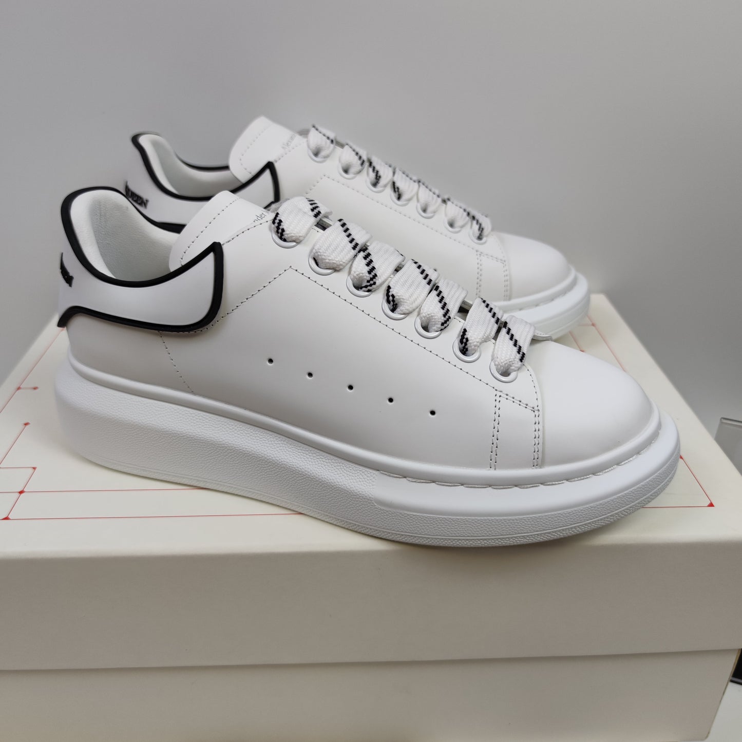 Alexander McQueen 625156WHXMT9074 - Nike x Jordan