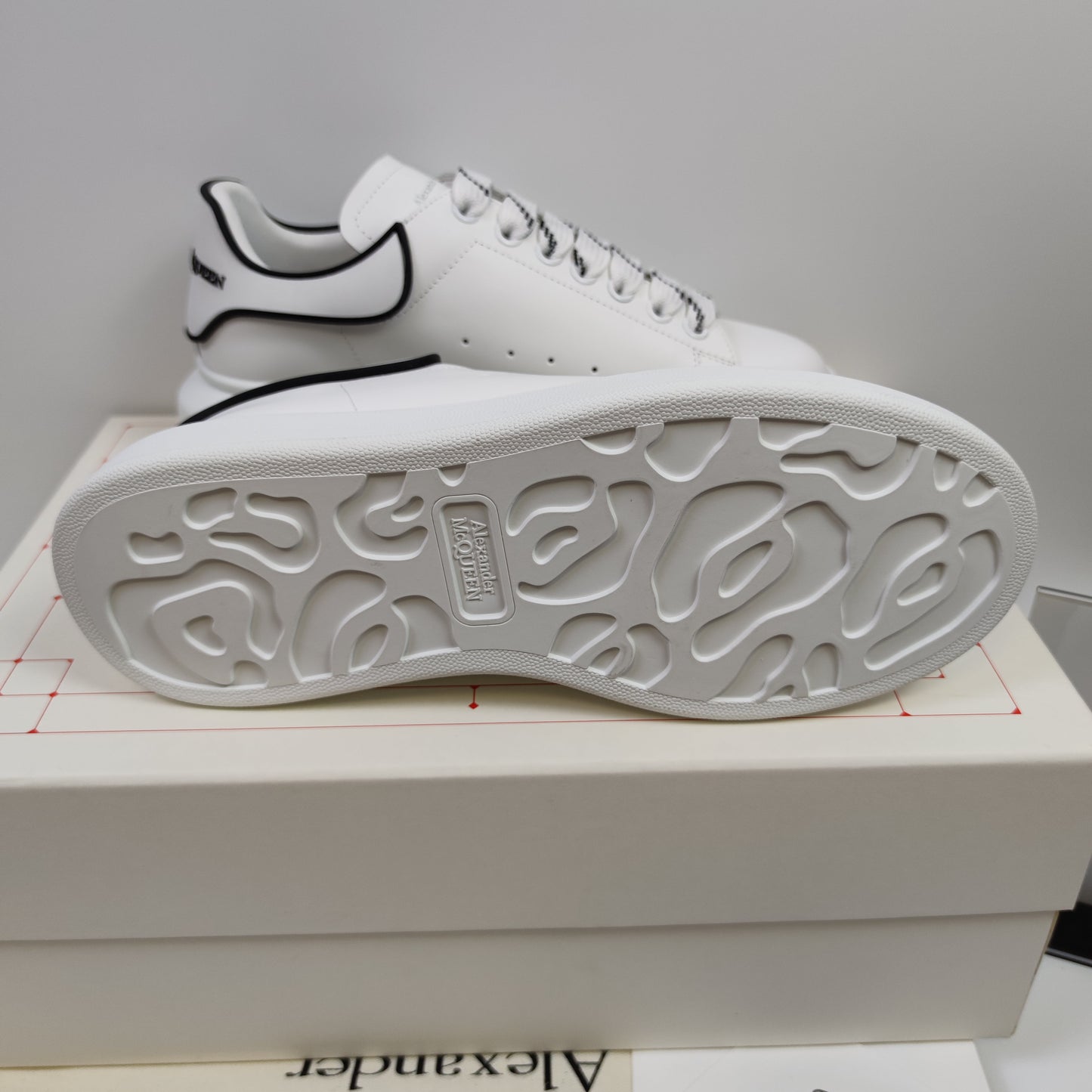 Alexander McQueen 625156WHXMT9074 - Nike x Jordan