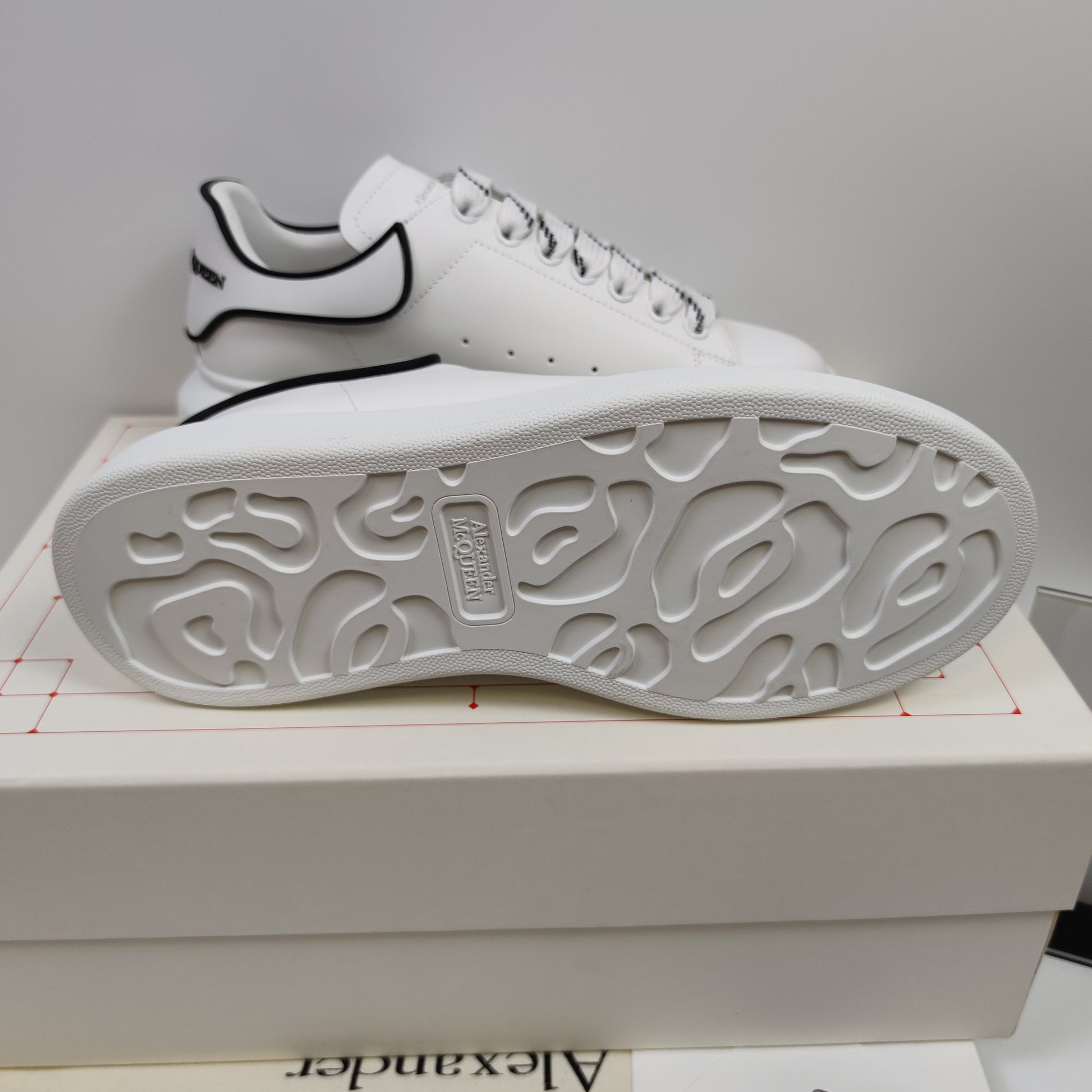 Alexander McQueen 625156WHXMT9074 - Nike x Jordan