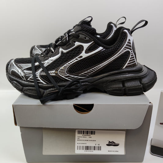 Balenciaga 3XL 734734W3XL11090 - Nike x Jordan