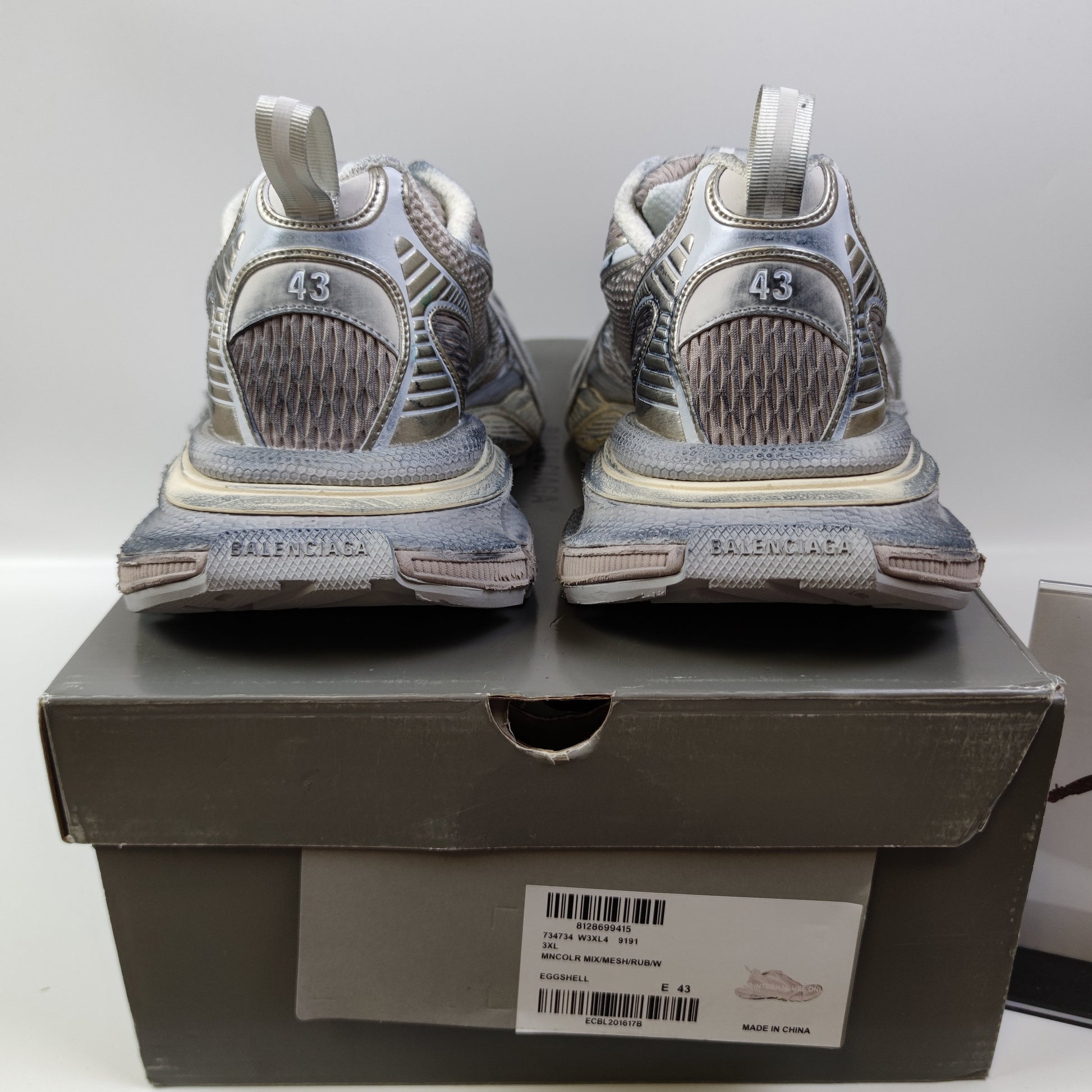 Balenciaga 3XL 734734W3XL49191 - Nike x Jordan