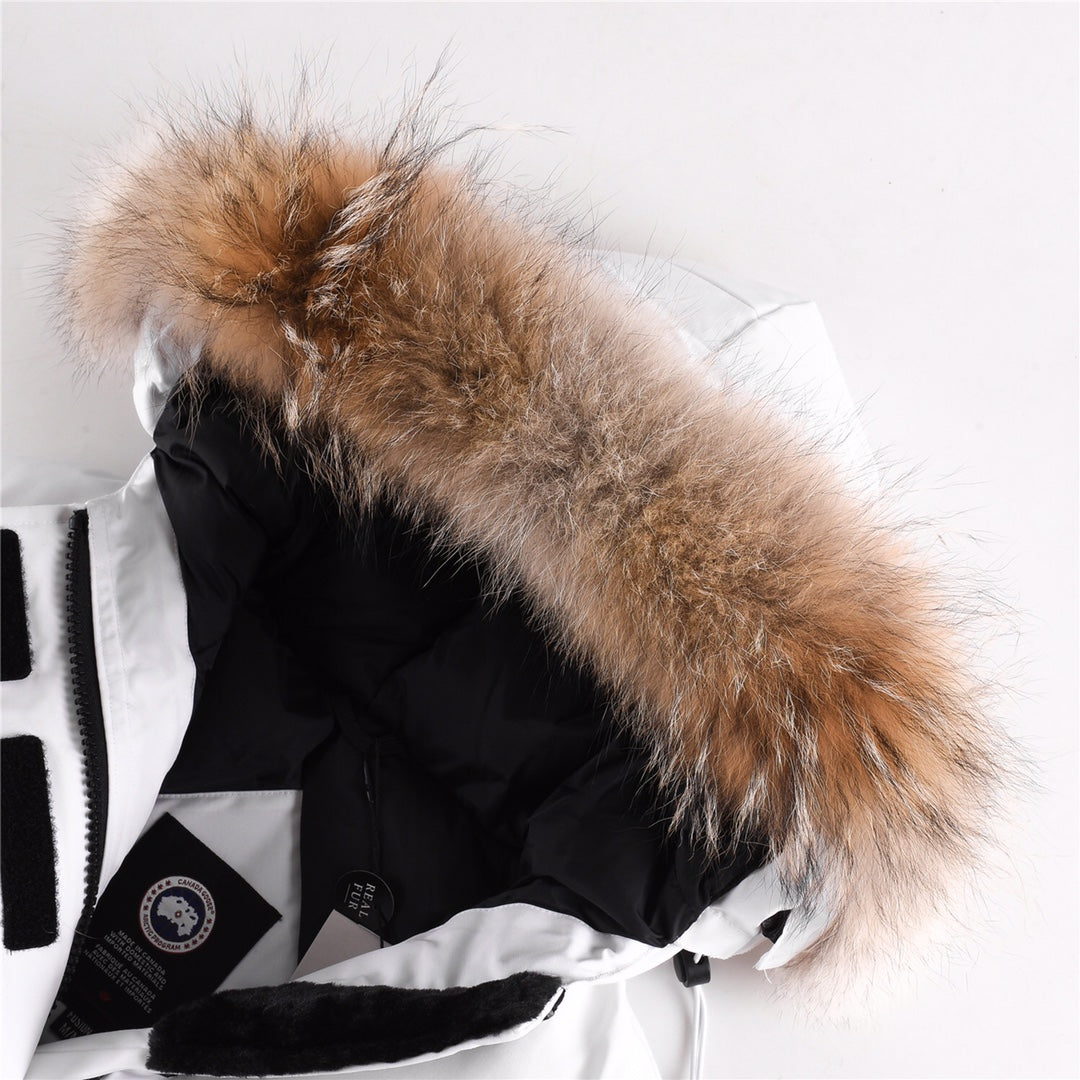 Canada Goose Expedition Parka 4660M-433 - Nike x Jordan
