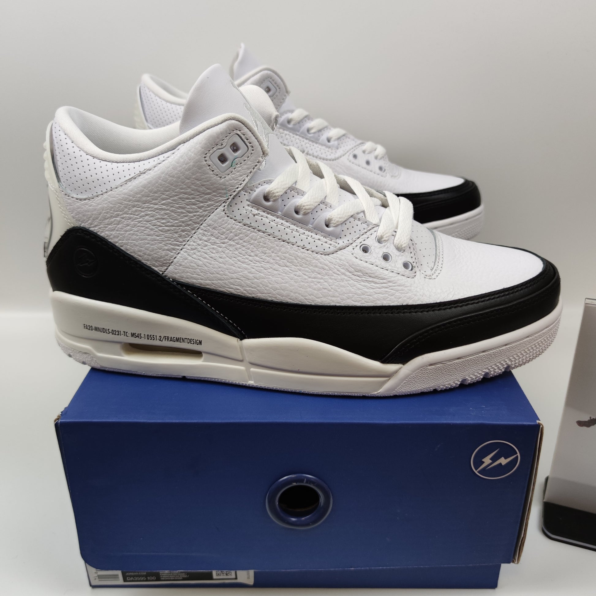 Fragment Design x Air Jordan 3 Retro SP "White" DA3595-100 - Nike x Jordan