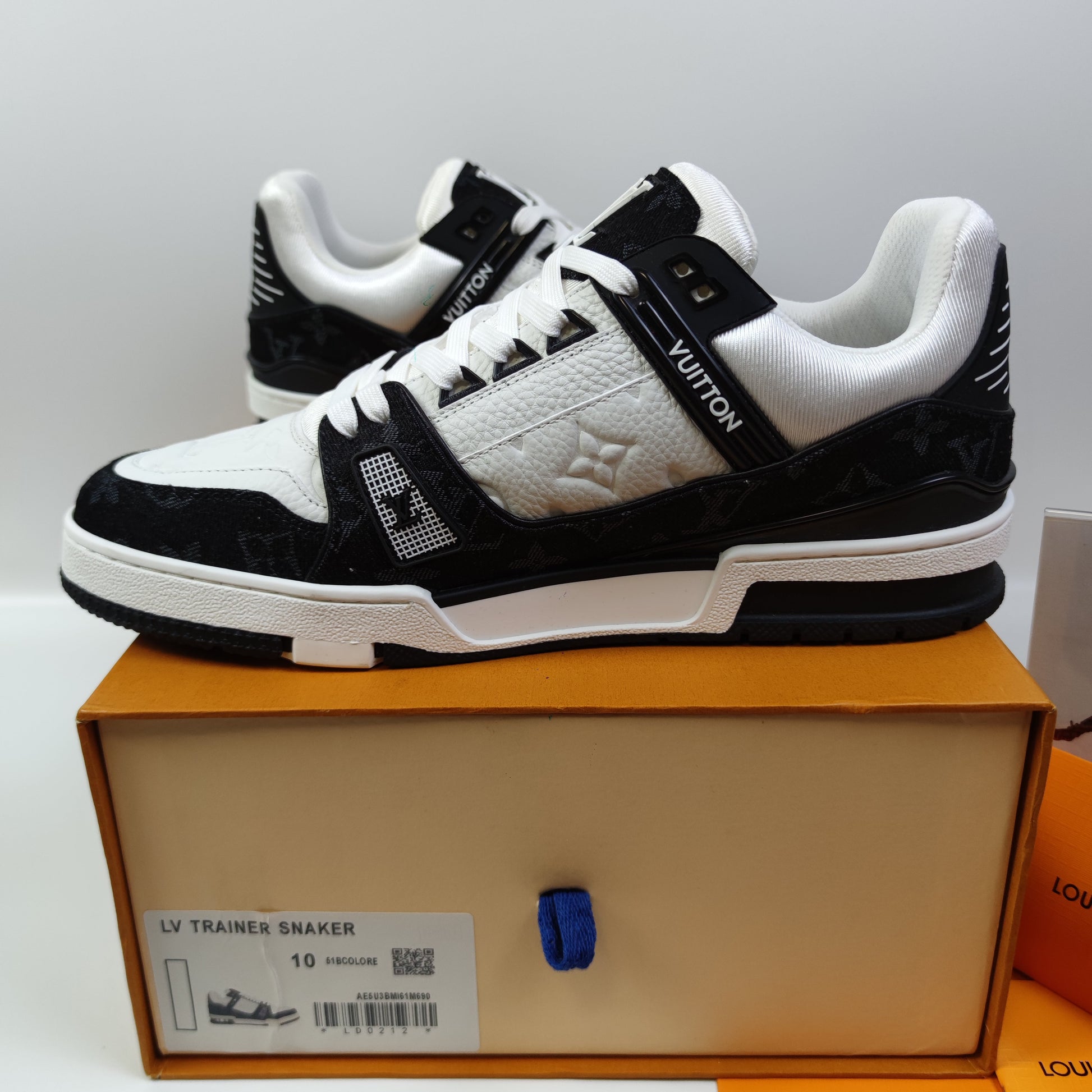 Louis Vuitton Trainer White Black 1A9JG9 - Nike x Jordan