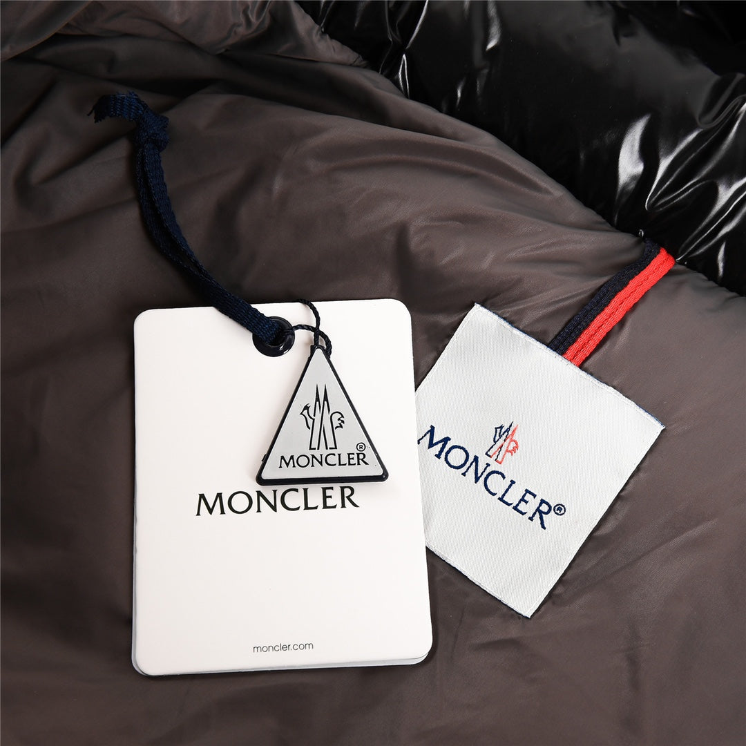 Moncler Maya Short Down Jacket "Matt Black" 0911A5360068950999 - Nike x Jordan