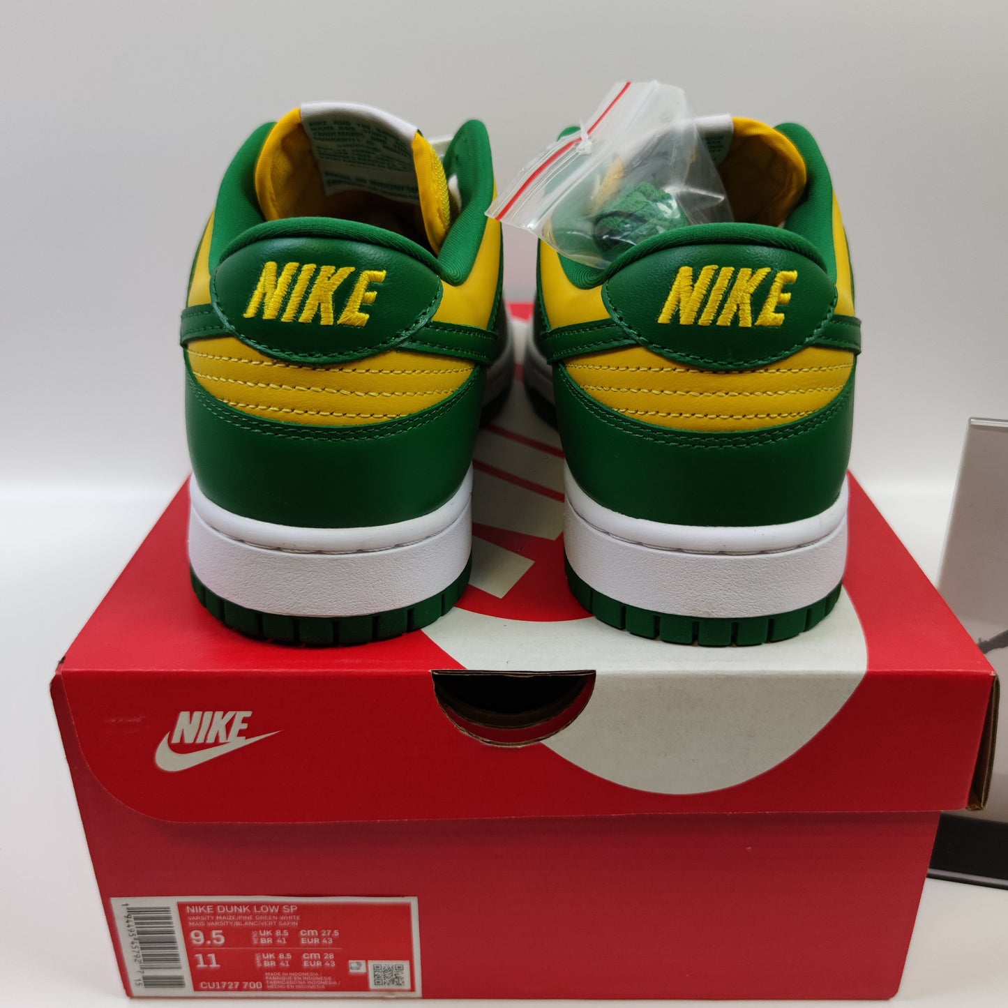 Nike Dunk Low Brazil CU1727-700 - Nike x Jordan