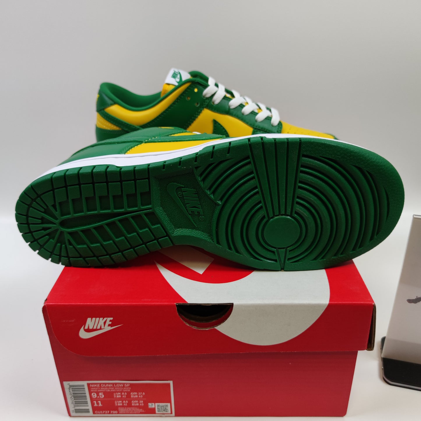 Nike Dunk Low Brazil CU1727-700 - Nike x Jordan