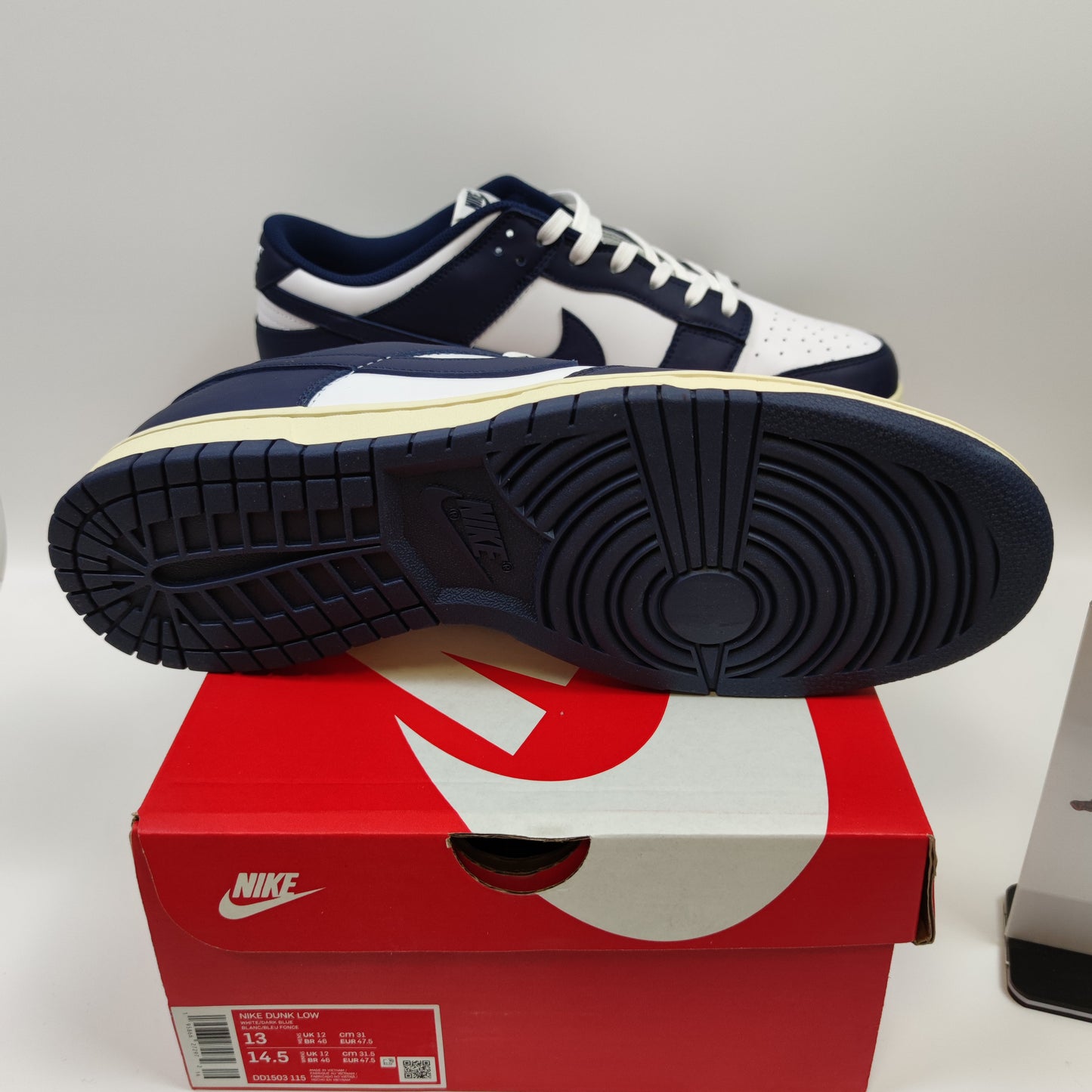 Nike Dunk Low "Midnight Navy and White" DD1503-115 - Nike x Jordan