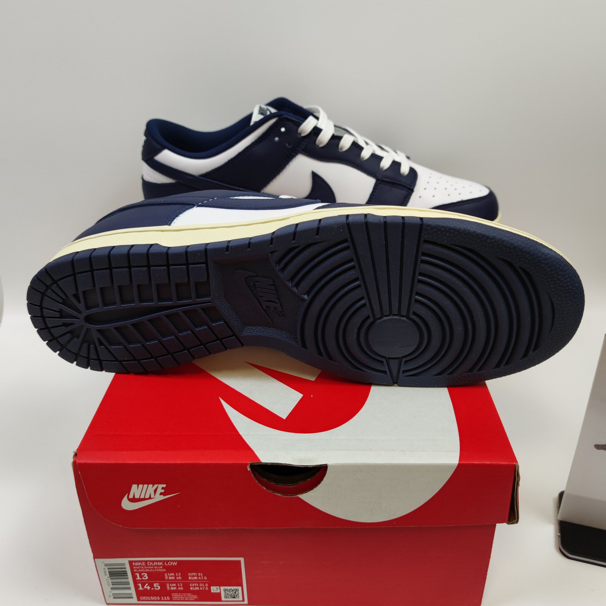 Nike Dunk Low "Midnight Navy and White" DD1503-115 - Nike x Jordan