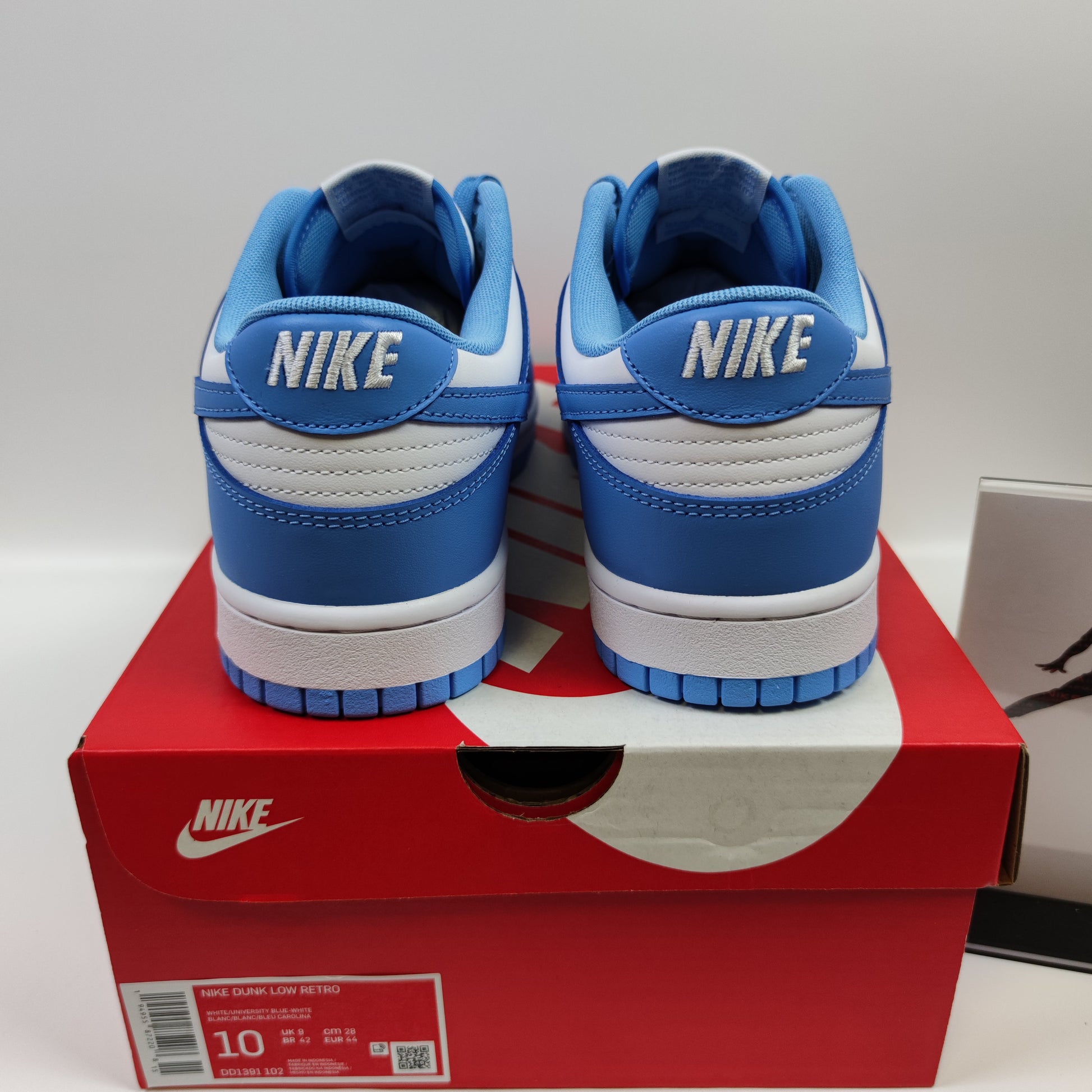 Nike Dunk Low Retro "University Blue" DD1391-102 - Nike x Jordan