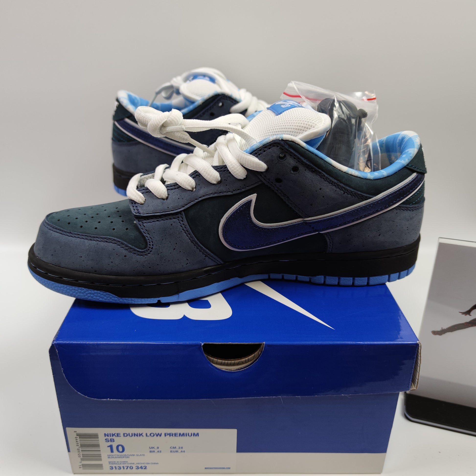 Nike Dunk SB Low Blue Lobster 313170-342 - Nike x Jordan