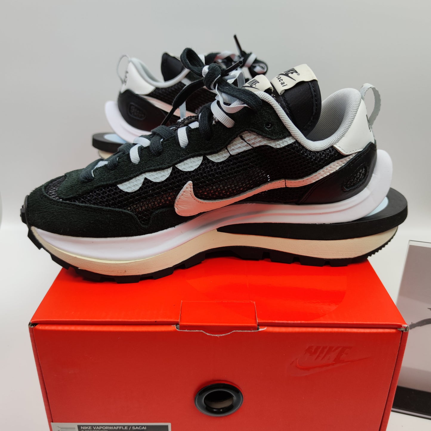 Sacai x Nike VaporWaffle "Black and White" CV1363-001 - Nike x Jordan