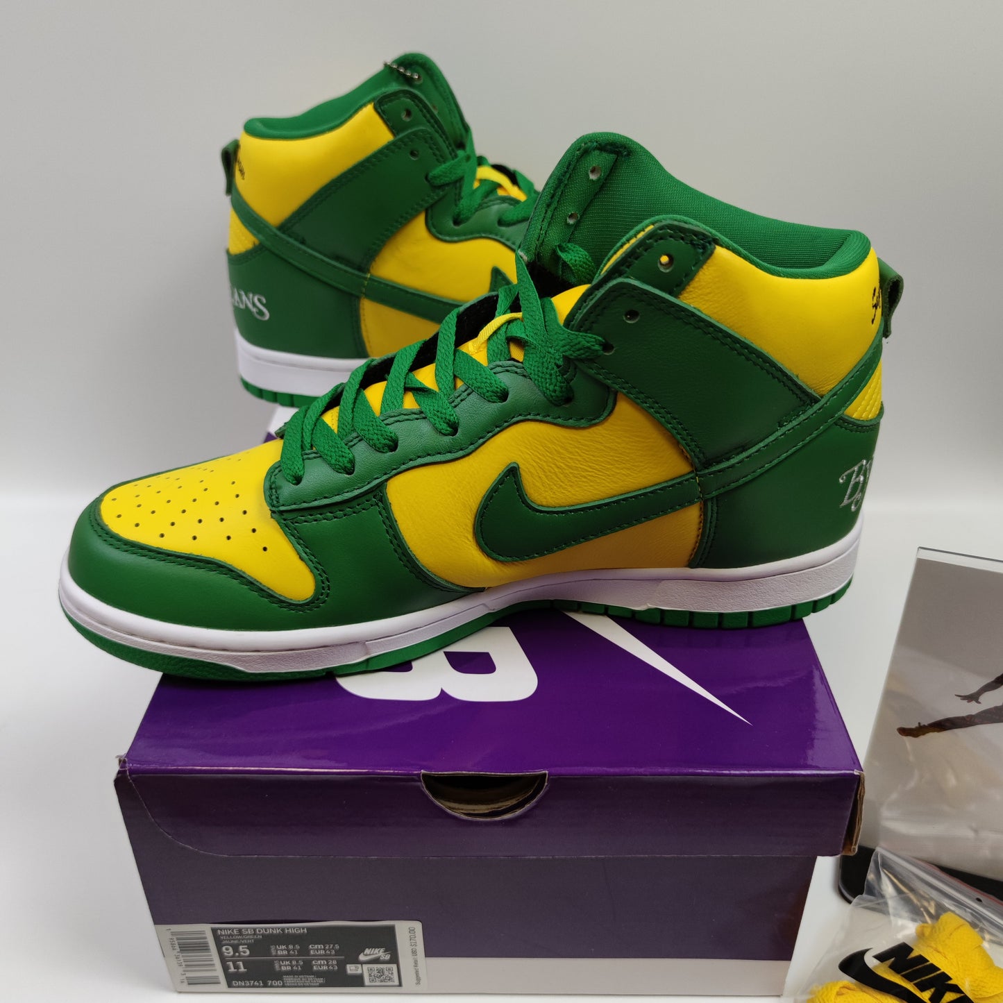 Supreme x Nike SB Dunk High "Brazil" DN3741-700 - Nike x Jordan