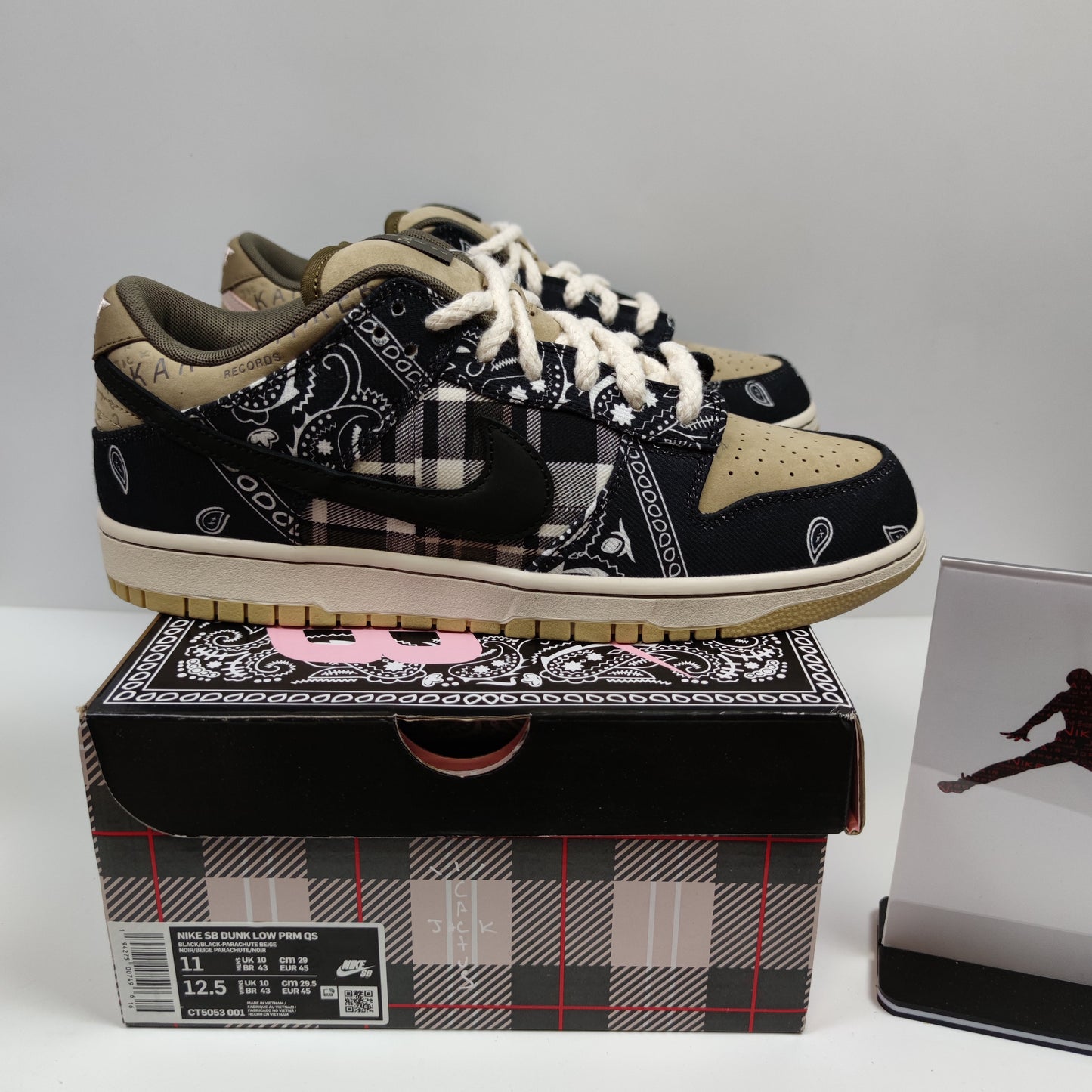 Travis Scott x Nike SB Dunk Low "Jackboys" CT5053-001 - Nike x Jordan